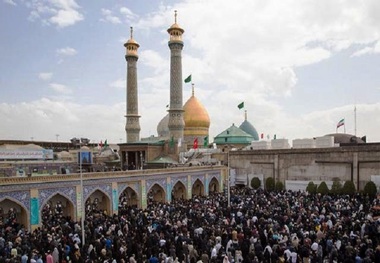 قبله تهران در سالروز شهادت حضرت فاطمه (س) غرق در ماتم شد