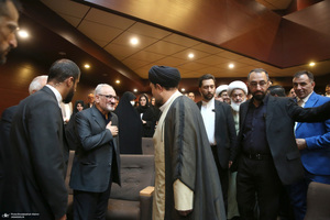 جشن میلاد امام رضا (ع) در حرم امام خمینی (س)