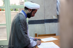 هم اندیشی معاونین پرورشی آم.زشی و پرورش و موسسه تنظیم و نشر آثار امام خمینی در حسینیه جماران