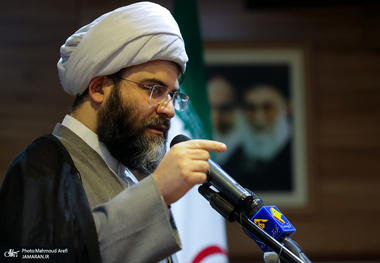 رییس سازمان تبلیغات اسلامی: به دلیل بعضی از ضعف‌ها و نابسامانی‌های عرصه فرهنگ باید از مردم عذرخواهی کرد