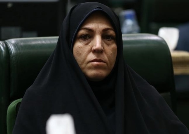 نامه فراکسیون زنان به روحانی برای معرفی وزیر زن به مجلس