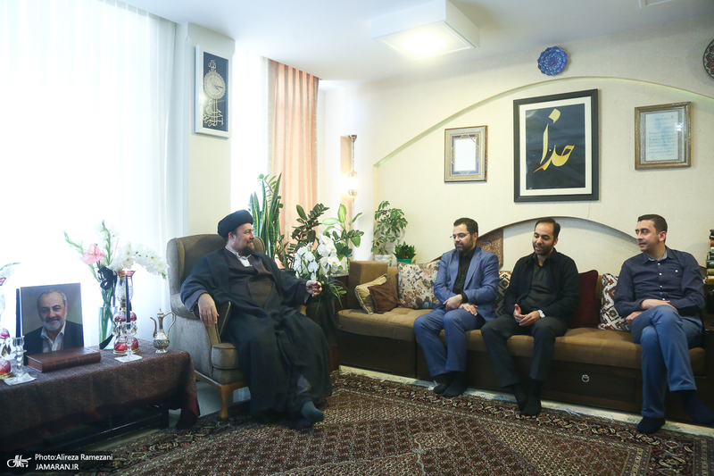 حضور سید حسن خمینی در منزل مرحوم عماد افروغ