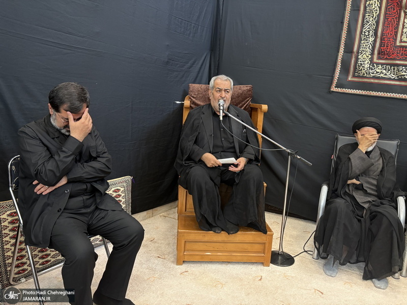 مراسم عزاداری روز تاسوعای حسینی در بیوت مراجع و علماء‎