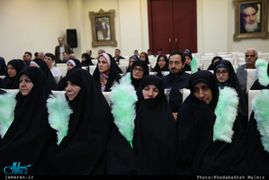 دیدار خادمین حرم‎ مطهر امام خمینی(س) با سید حسن خمینی
