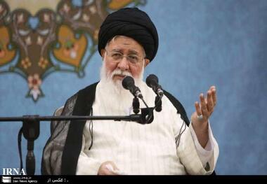 نباید فضای انتظامی در دانشگاه حاکم شود