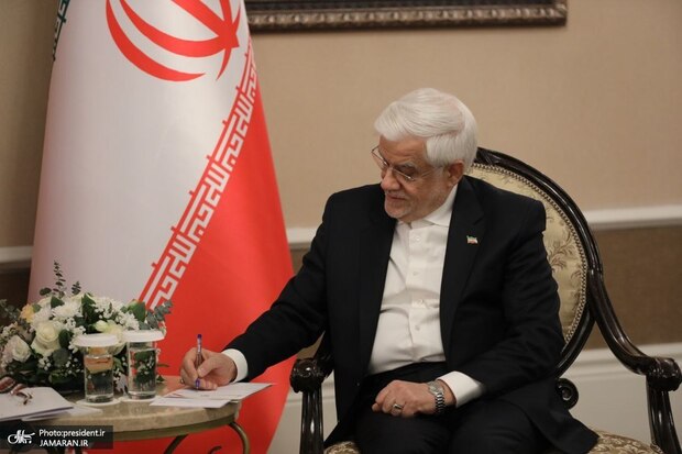 پیام عارف در پی انتخاب سومین رهبر جمهوری اسلامی ایران