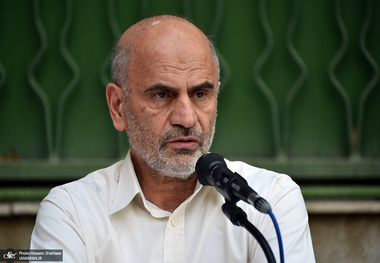 مومنی: از اظهارات سخنگوی اقتصادی دولت نگران شدم/ رشدی که حاصل شده، نسبتی با توسعه ندارد/ این شیوه گفت و گو با مردم، با واقعیت، صدق ورزی و شفافیت فاصله زیادی دارد/ نمک به زخم مردم می پاشید/ برنامه دولت قبل را تمدید کردید اما به آنها بد و بیراه می گویید