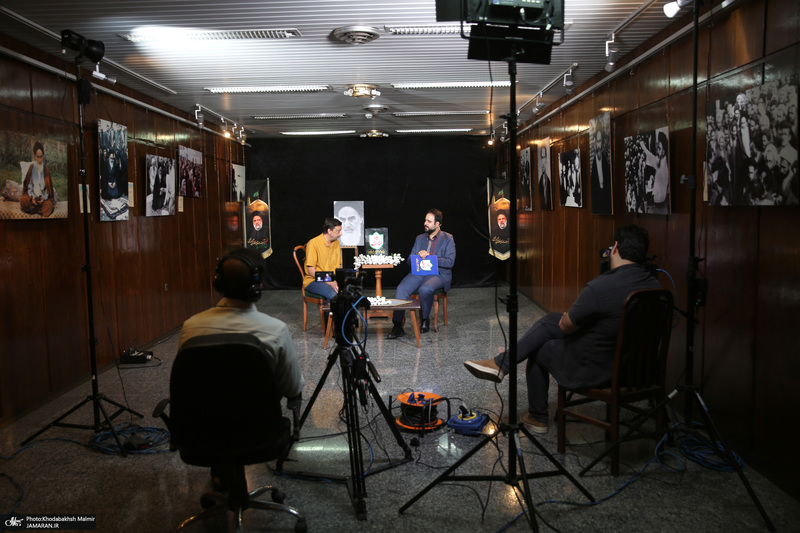 همایش "عهد خدمت" در حسینیه جماران - 2