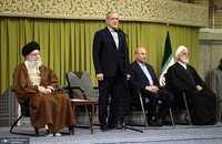تصاویری از دیدار مسئولان نظام، نمایندگان کشورهای اسلامی و اقشار مختلف مردم با رهبر انقلاب (3)