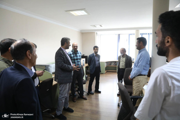 بازدید معاون ارتباطات و اطلاع‌رسانی دفتر رئیس جمهوری از تحریریه جماران 