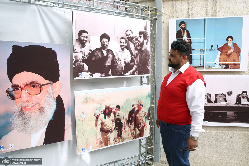 بازدید میهمانان خارجی جهت شرکت در مراسم رهبر شهید از حسینیه جماران