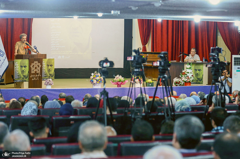 شب بزرگداشت «فرشاد مومنی»