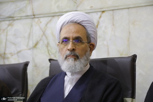 مراسم بزرگداشت رئیس جمهوری و یارانش در حرم حضرت معصومه(س)