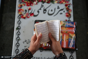 حال و هوای گلزار شهدای جنگ رمضان شهرستان فسا