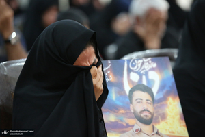 دیدار خادمان امام رضا (ع) با خانواده های شهدای شهرستان فسا