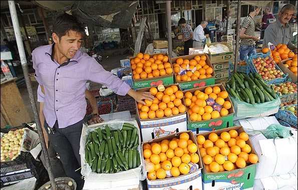 قیمت میوه فصل و صیفی در میدان بار سپاد مشهد