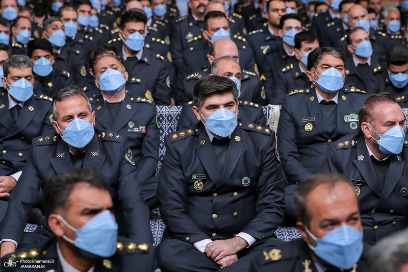 دیدار جمعی از فرماندهان نیروی هوایی و پدافند هوایی ارتش با رهبر معظم انقلاب