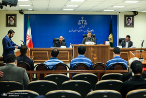 اولین جلسه رسیدگی به اتهامات متهمان پرونده تعاونی‌های البرز ایرانیان و ولیعصر