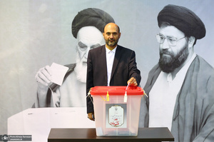 مرحله دوم انتخابات ریاست جمهوری چهاردهم در حسینیه جماران - 2