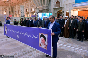 تجدید میثاق رئیس و مدیران بنیاد مستضعفان با آرمان های حضرت امام خمینی (س)