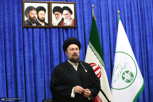 دیدار رئیس و جمعی از کارکنان سازمان حفاظت محیط زیست با سید حسن خمینی