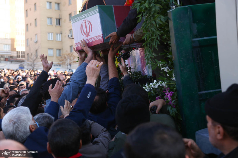 تشییع پیکر شهدای مدافع حرم در شهرک شهید محلاتی