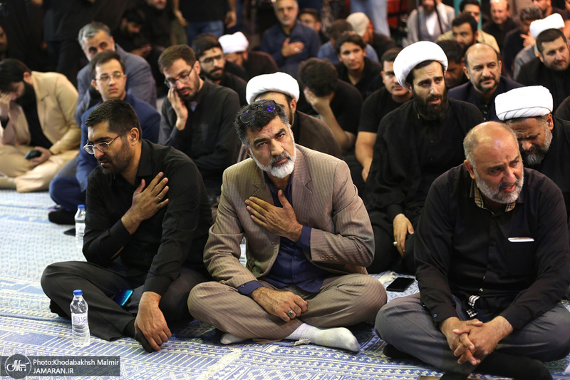 مراسم تجدید بیعت جهادگران با رهبر انقلاب در حسینیه جماران