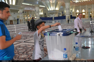 انتخابات ریاست جمهوری و پنجمین دوره‌ی انتخابات شوراهای اسلامی-حرم مطهر امام خمینی(س)