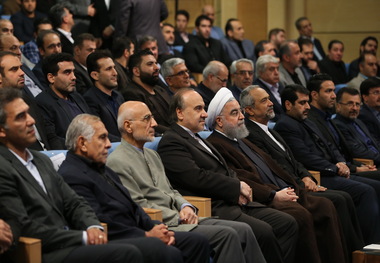 رقیب انتخاباتی در دیدار امشب ورزشکاران با رئیس جمهور + عکس