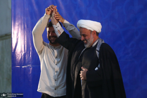 گردهمایی سراسری بسیج دانشجویی و طلاب در حرم مطهر امام خمینی (س) - 2