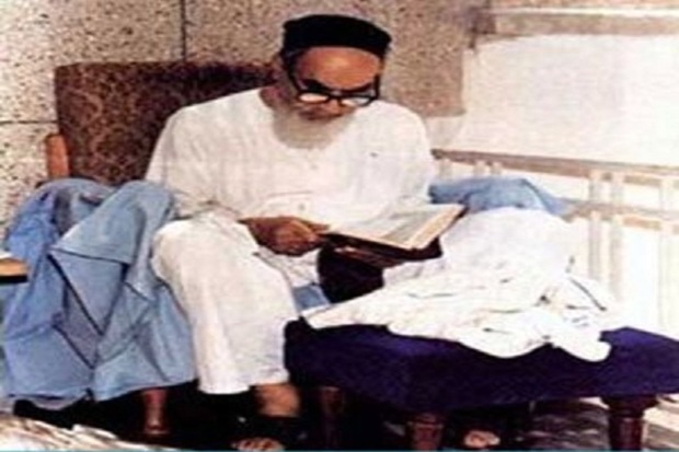 Imam stresses deep pondering in Holy Quran