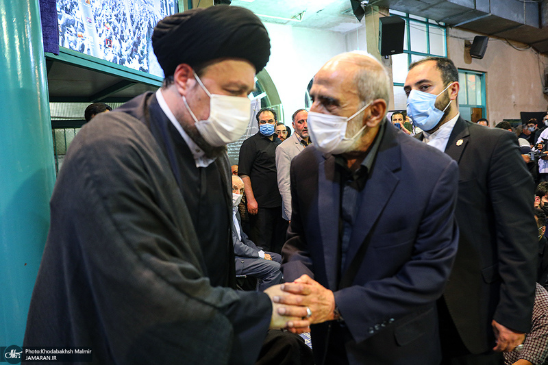 مراسم وداع با پیکر حجت الاسلام و المسلمین سید محمود دعایی در حسینیه جماران -3