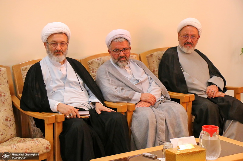 اندیشه های اخلاقی امام خمینی در شرح حدیث جنود عقل و جهل - فاطمه طباطبایی