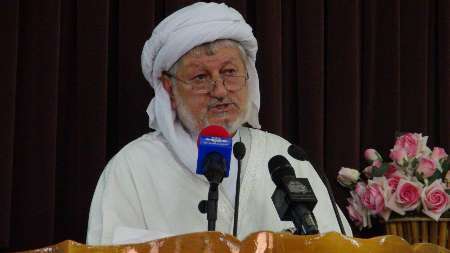 ترور و تندروی یک جریان خطرناک و به دور از آیین اسلام است