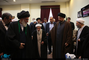 تجدید میثاق رئیس و اعضای مجمع تشخیص مصلحت نظام با آرمان های امام خمینی(س)