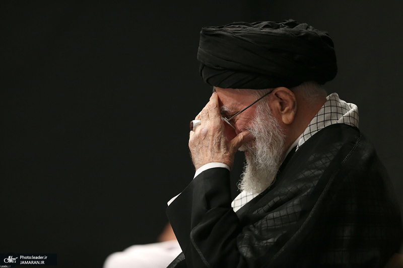 مراسم عزادارای شب عاشورا با حضور رهبر انقلاب اسلامی