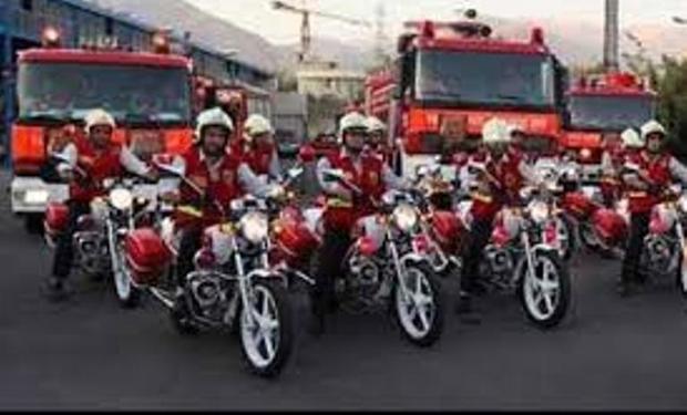 استقرار 300 آتش نشان در مسیرهای 10 گانه راهپیمایی 22 بهمن تهران