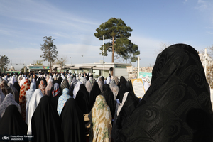 مراسم اقامه تماز عید سعید فطر دز امام زاده پنج تن