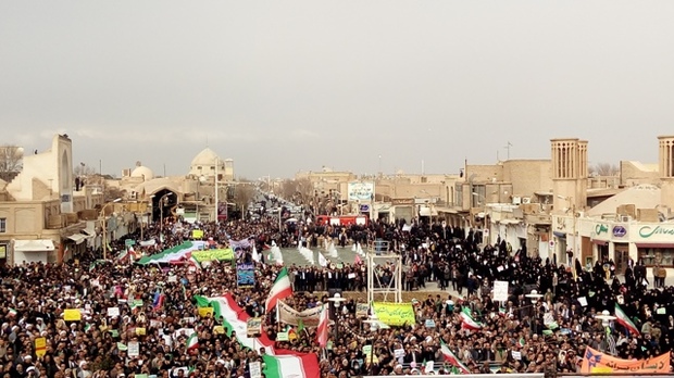 راهپیمایی همبستگی و بصیرت در یزد  مردم دارالعباده به اغتشاشگران 'نه' گفتند