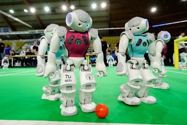پایان مسابقات رباتیک آزاد کشور در مشهد