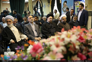 نشست بررسی «جایگاه اخلاق در ساحت های تربیت دانش آموزی با نگاهی به اندیشه تربیتی حضرت امام»