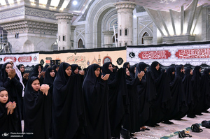 چهارمین شب عزاداری حضرت اباعبدالله الحسین (ع) در حرم امام خمینی