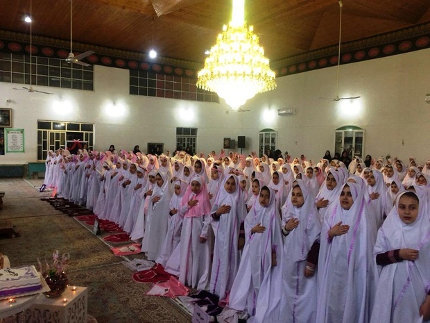 جشن تکلیف 424 دانش آموز دختر در پلدختر برگزار شد