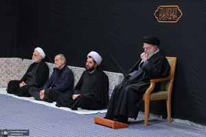 اولین شب مراسم عزاداری ایام شهادت حضرت زهرا (س) در حسینیه امام خمینی(ره)