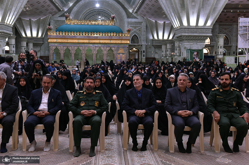 همایش بزرگ شورای 9 نفره مدارس در حرم مطهر امام خمینی