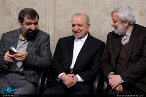 دیدار مسئولان نظام و میهمانان کنفرانس وحدت اسلامى با رهبر معظم انقلاب