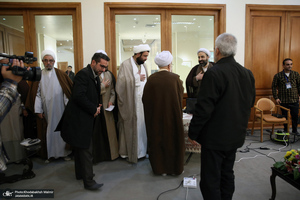 بازدید نماینده ولی فقیه در استان مرکزی از رویدادهای فرهنگی و هنری هفته بر آستان آفتاب