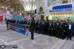 تجدید میثاق اقشار مردم و مسئولان با آرمان های امام راحل