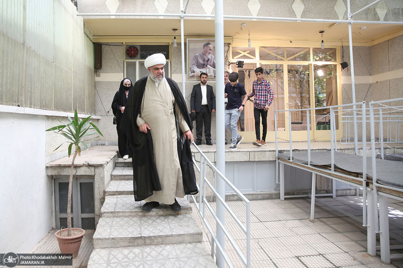 بازدید نماینده آیت الله العظمی یعقوبی از جماران / قیس طایی