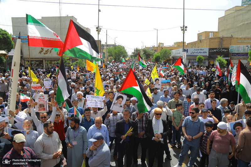 راهپیمایی نمازگزاران قمی در محکومیت جنایات رژیم صهیونیستی